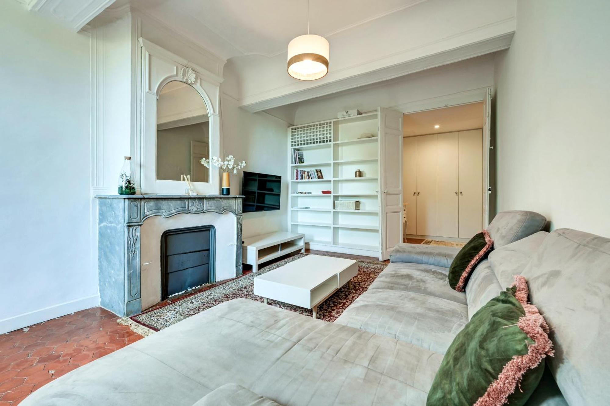 Les Suites De Montigny آيكس أومبروفينس الغرفة الصورة